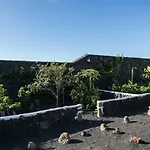 El Jable Lanzarote לינה וארוחת בוקר טגיסי
